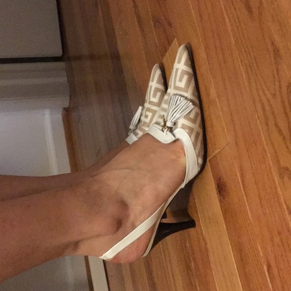 Givenchy white beige sandals - Picture 5 of 6